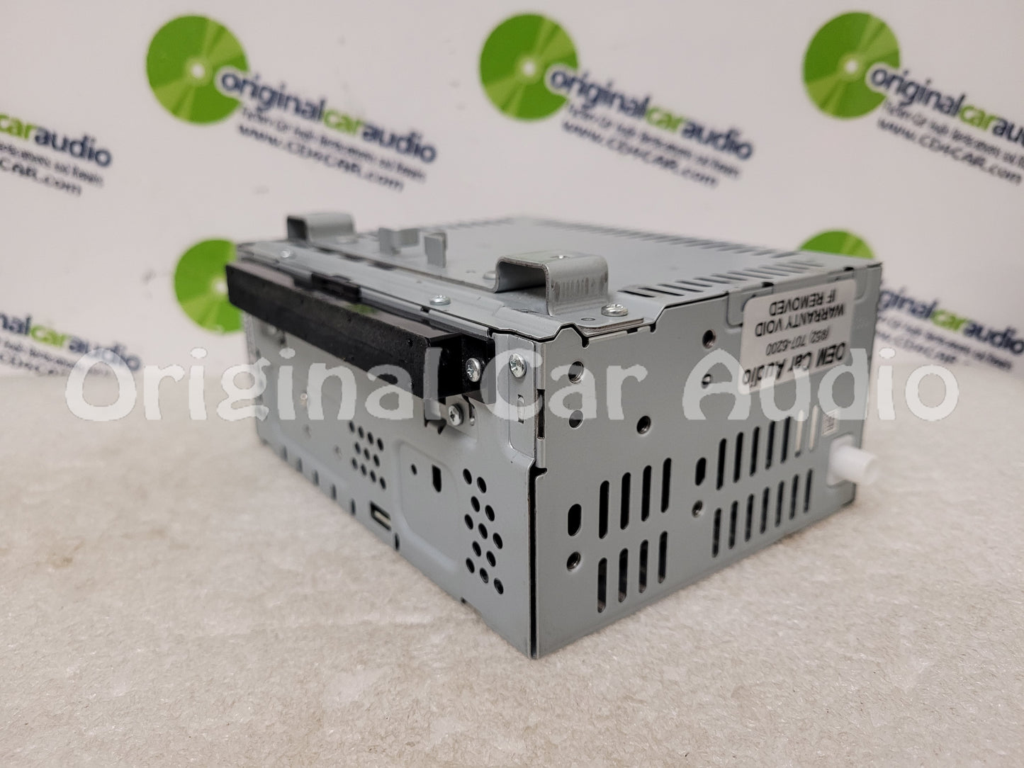 2017 - 2019 Ford Escape OEM AM FM Radio CD Player Receiver ANALOG