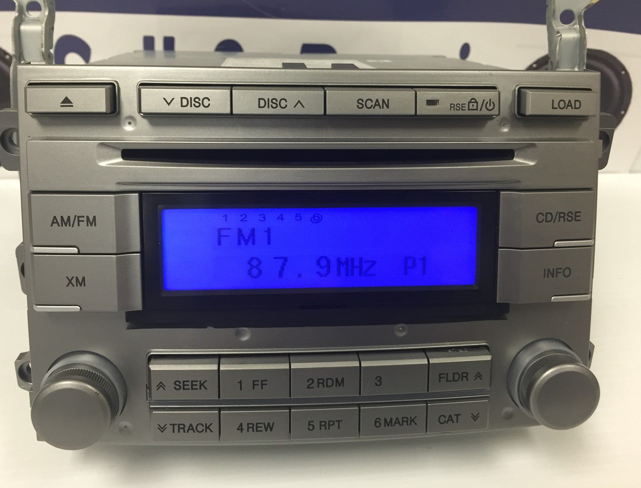 07 - 08  Hyundai Radio Stereo 6 Disc CD Changer MP3 XM Satellite