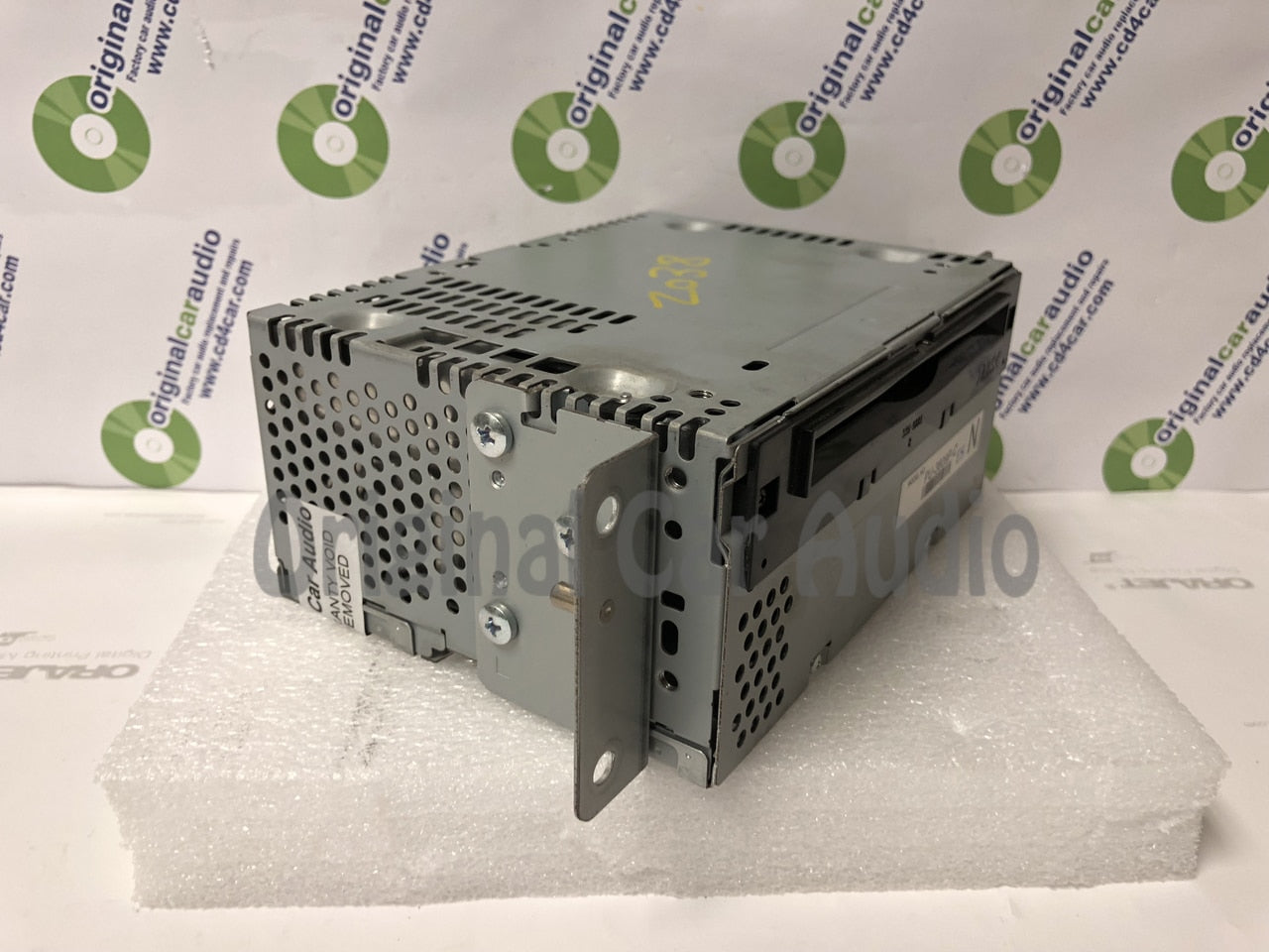 2013 - 2017 Ford F150 OEM Single CD SAT AM FM Radio Stereo Receiver - Analog