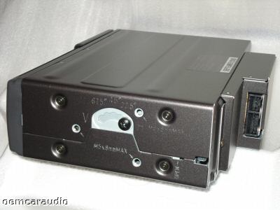 1998 - 2001 Cadillac GMC Radio and 6 CD  Changer