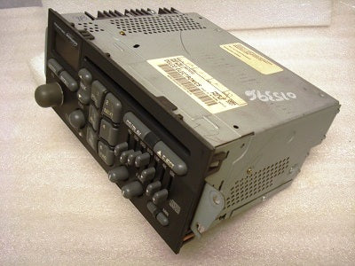 1996 1997 1998 1999 2000 2001 2002 GMC Pontiac Grand Prix Firebird Radio and CD  Player 98 99 00 01 02