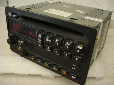 GMC Pontiac Vibe Radio CD Player Receiver AM FM Stereo