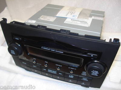 2007 - 2010 Honda CRV XM Radio and 6  CD Changer