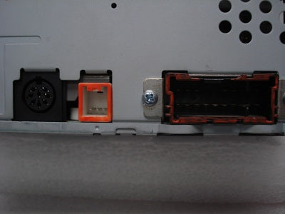 2002 - 2004 Hyundai SONATA Radio Tape Cassette CD Player