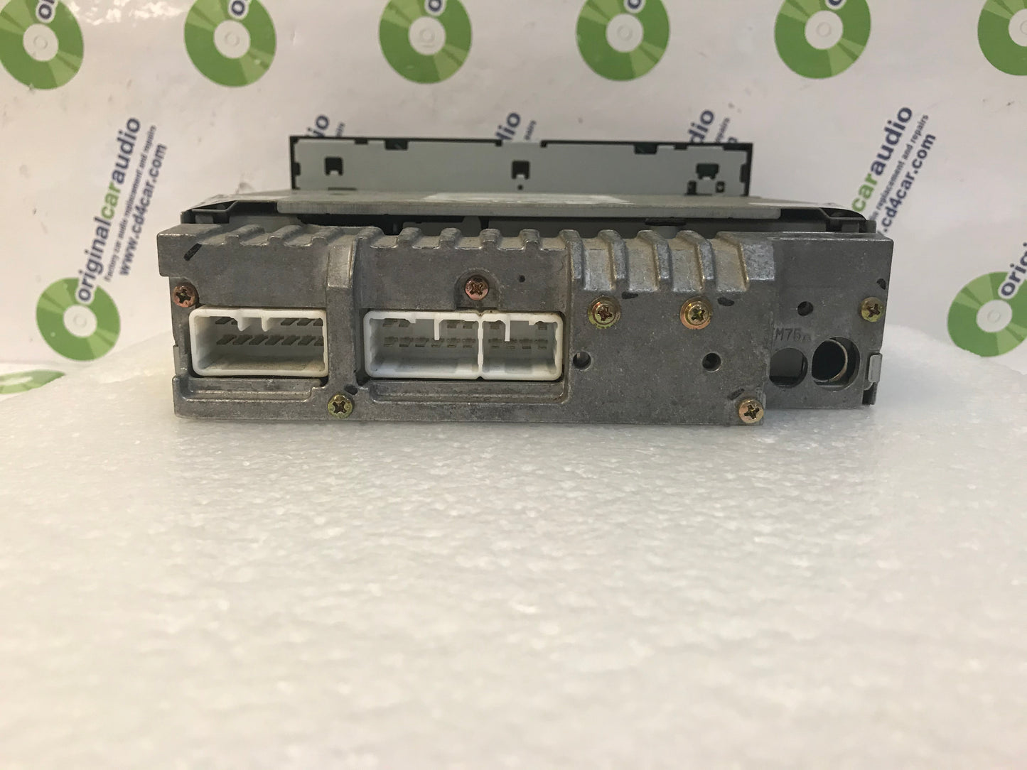 1990 - 2002 TOYOTA OEM AM FM Radio Cassette Tape CD Player A56412