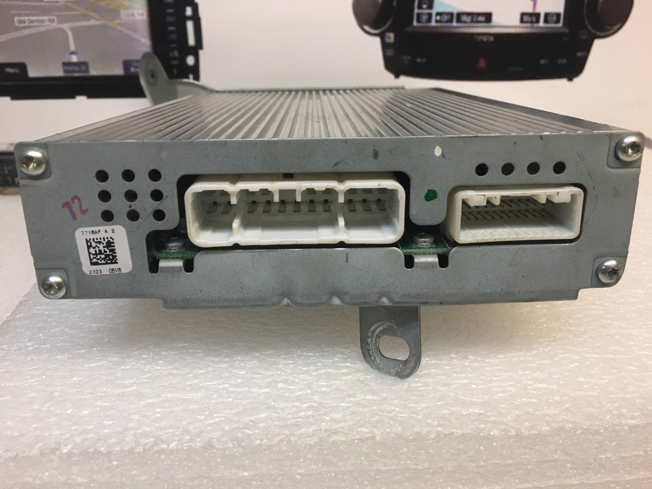 2004-2006 Toyota Sienna JBL Amplifier 86280-AE011