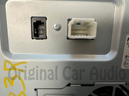 2016 - 2020 Nissan Pathfinder OEM Rear DVD Headrest Entertainment Display Screen Monitor