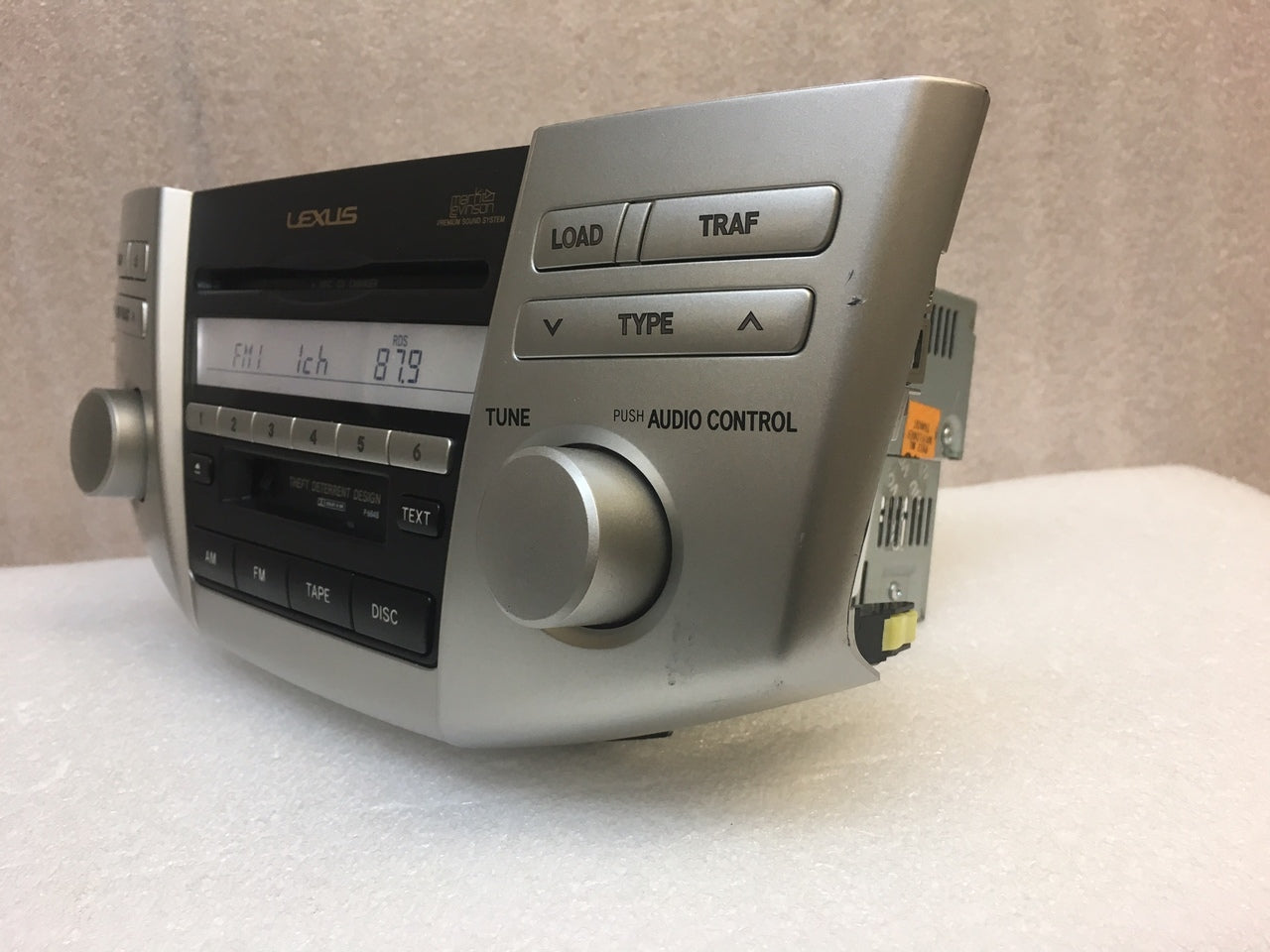 2004 - 2006 Lexus RX330 RX350 Radio 6 CD Player LEVINSON 86120-48460, P6848