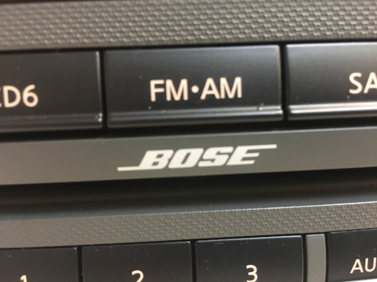 New 05-06 Nissan Altima Bose Radio & CD player