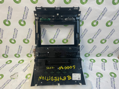 2018 - 2019 Ford Expedition OEM 8' Touch Screen Display Dual Climate Heater AC Radio Control Panel Bezel