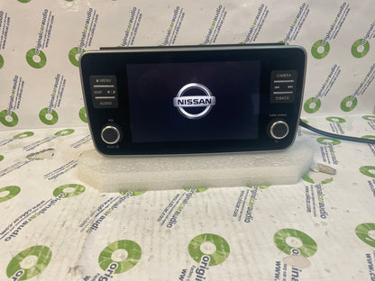 19-20 Nissan Leaf AM FM XM OEM Radio Receiver Navigation Touch Screen Display