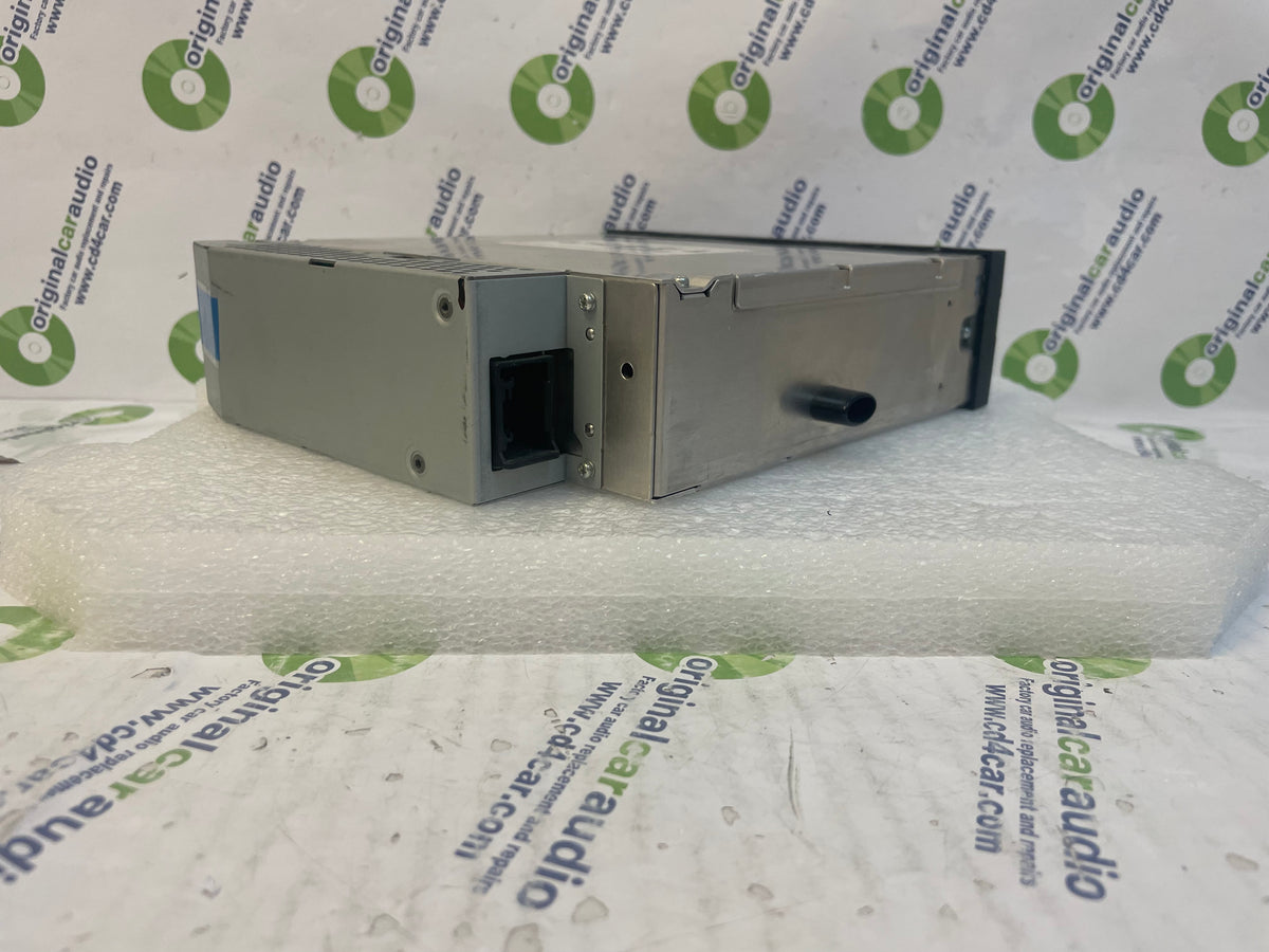07-13 BMW X5 Remote CD Changer 6 Disk Slave OEM