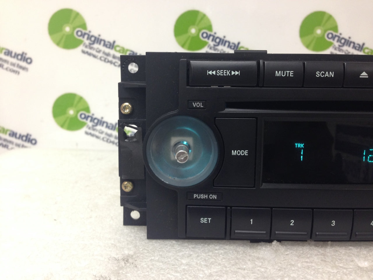 2004 - 2008 Chrysler Jeep Dodge OEM Radio CD Player Receiver REF w/ NO KNOBS