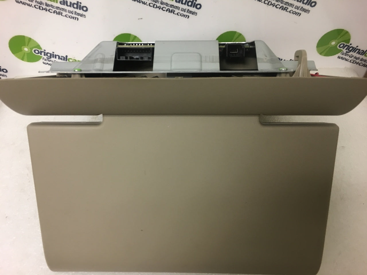 Brand NEW 2015 - 2020 Chevrolet Chevy GMC Cadillac OEM Rear Seat Entertainment DVD Display Monitor SHALE