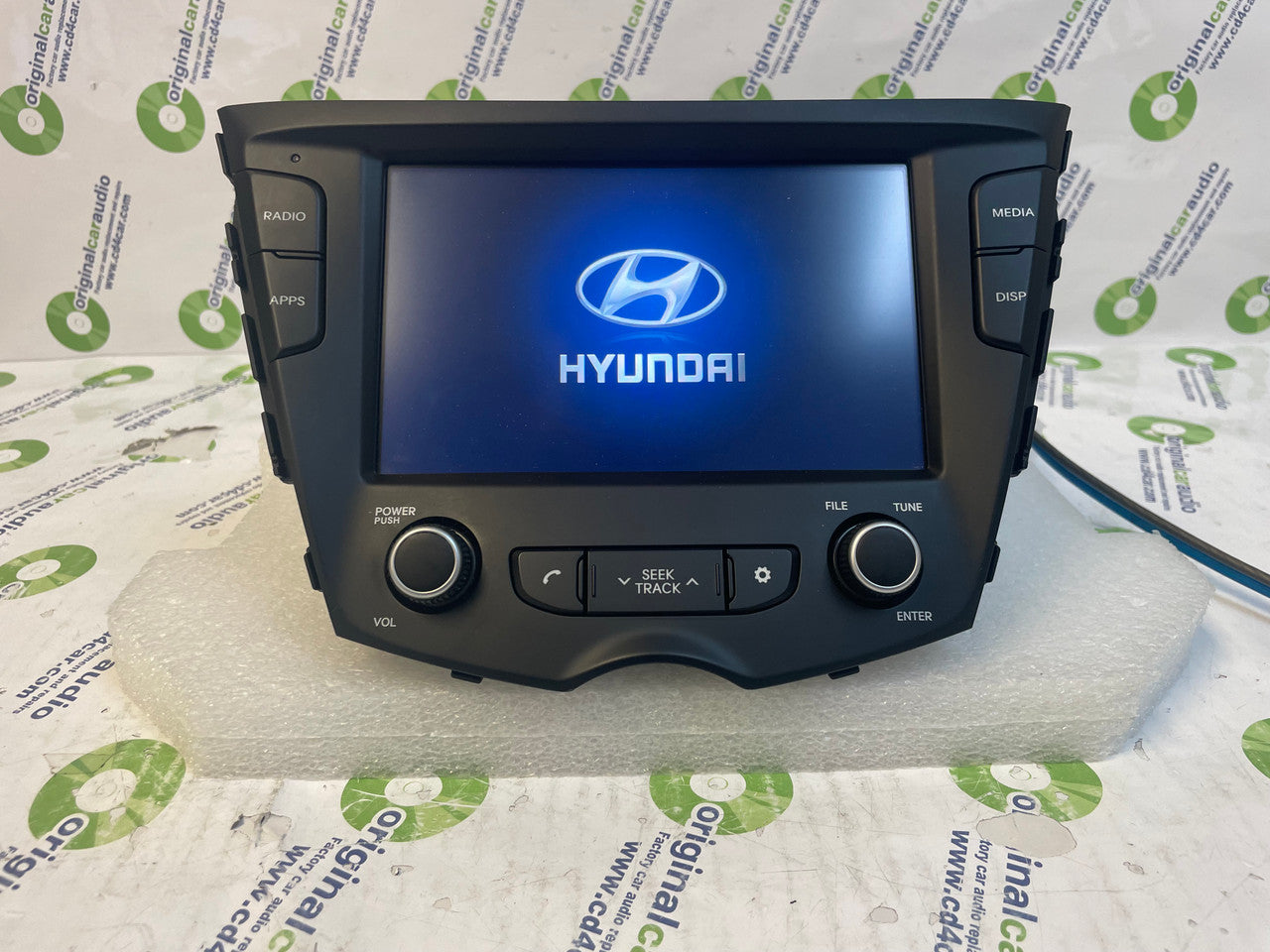 Refurbished 2016 - 2017 Hyundai Veloster OEM Touch Screen Multi Media Radio Receiver