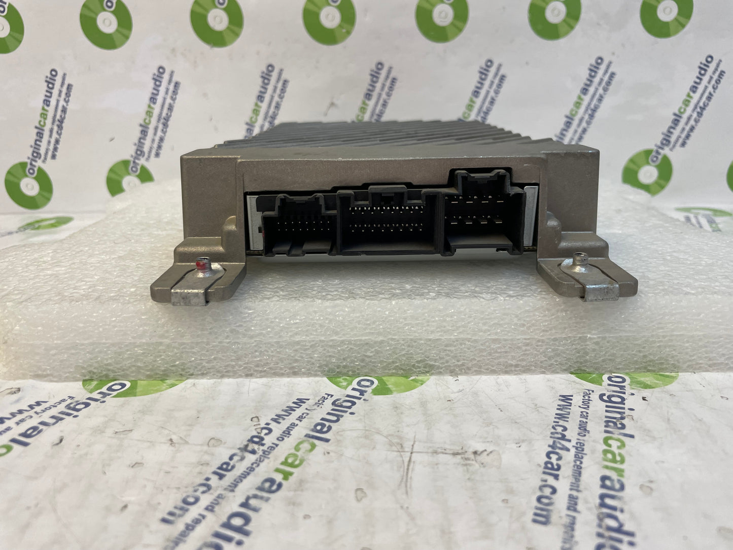 2010-2015 Chevrolet Equinox Pioneer Radio Amplifier OEM