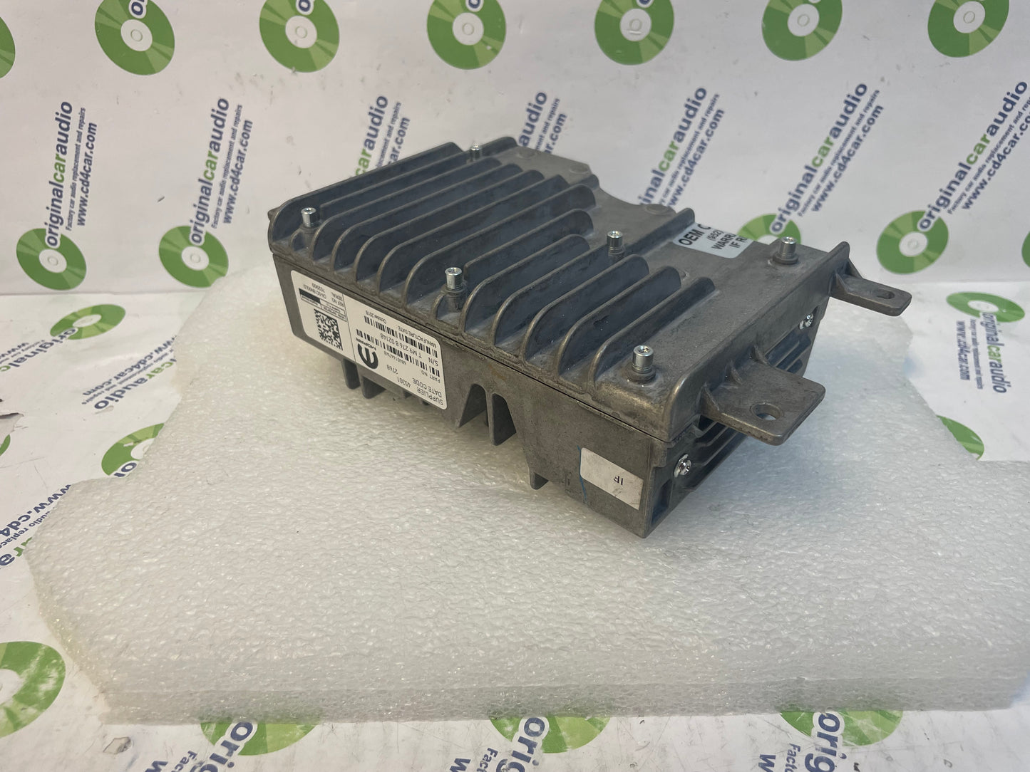 2019-2020 Chrysler Pacifica OEM Uconnect Navigation Receiver Module
