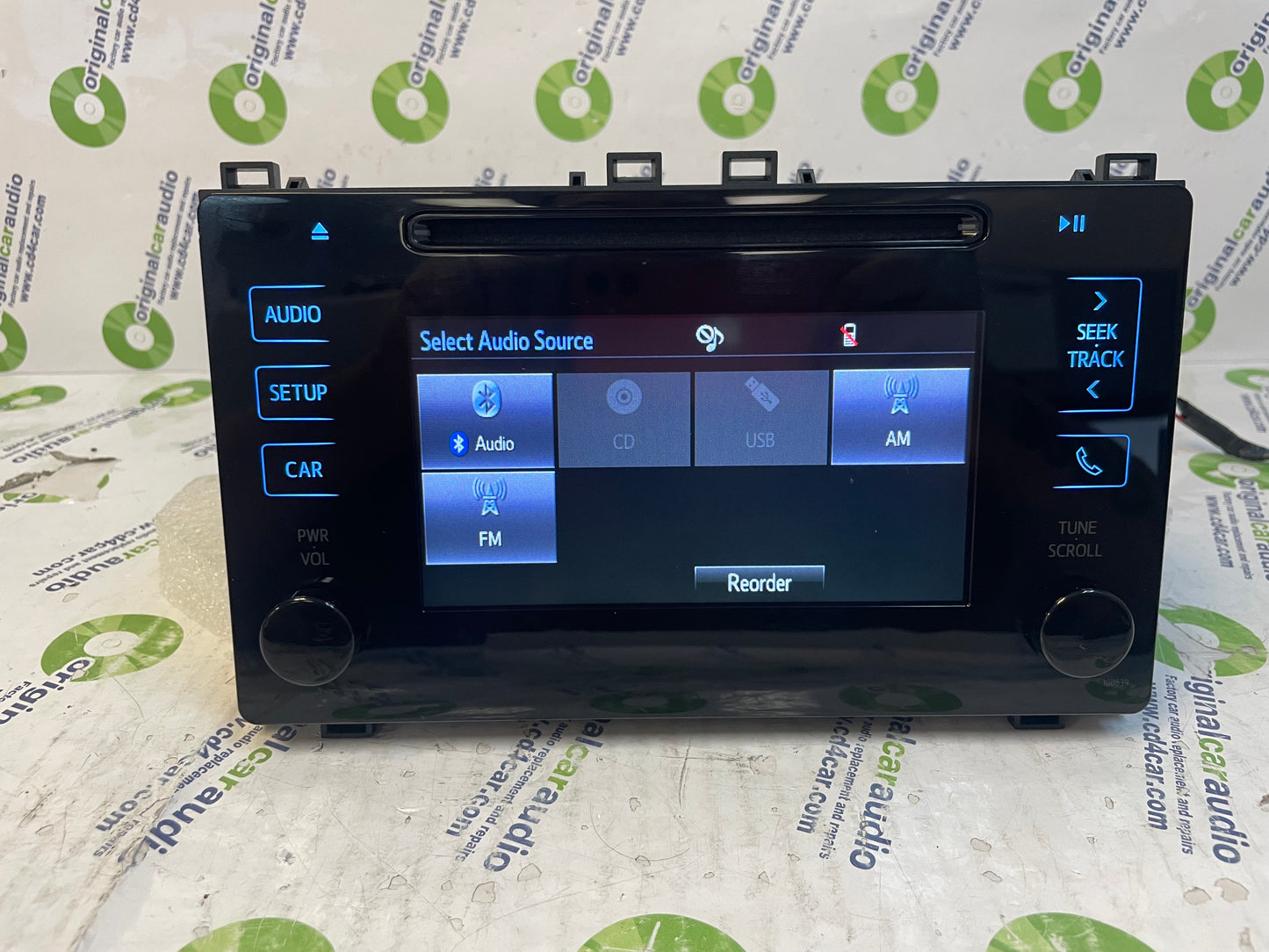 2017-2018 TOYOTA COROLLA OEM RADIO DISPLAY AND RECEIVER