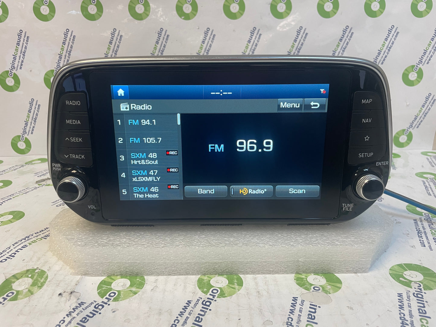 2019 - 2020 HYUNDAI SANTA FE OEM NAVIGATION RADIO DISPLAY AND RECEIVER