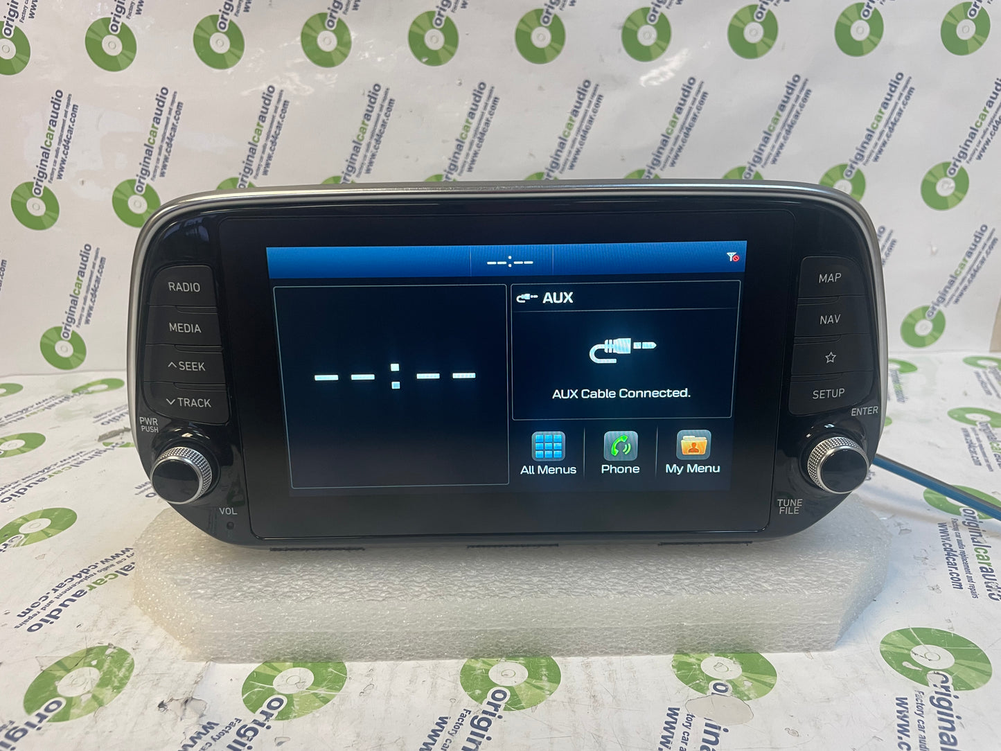 2019 - 2020 HYUNDAI SANTA FE OEM NAVIGATION RADIO DISPLAY AND RECEIVER
