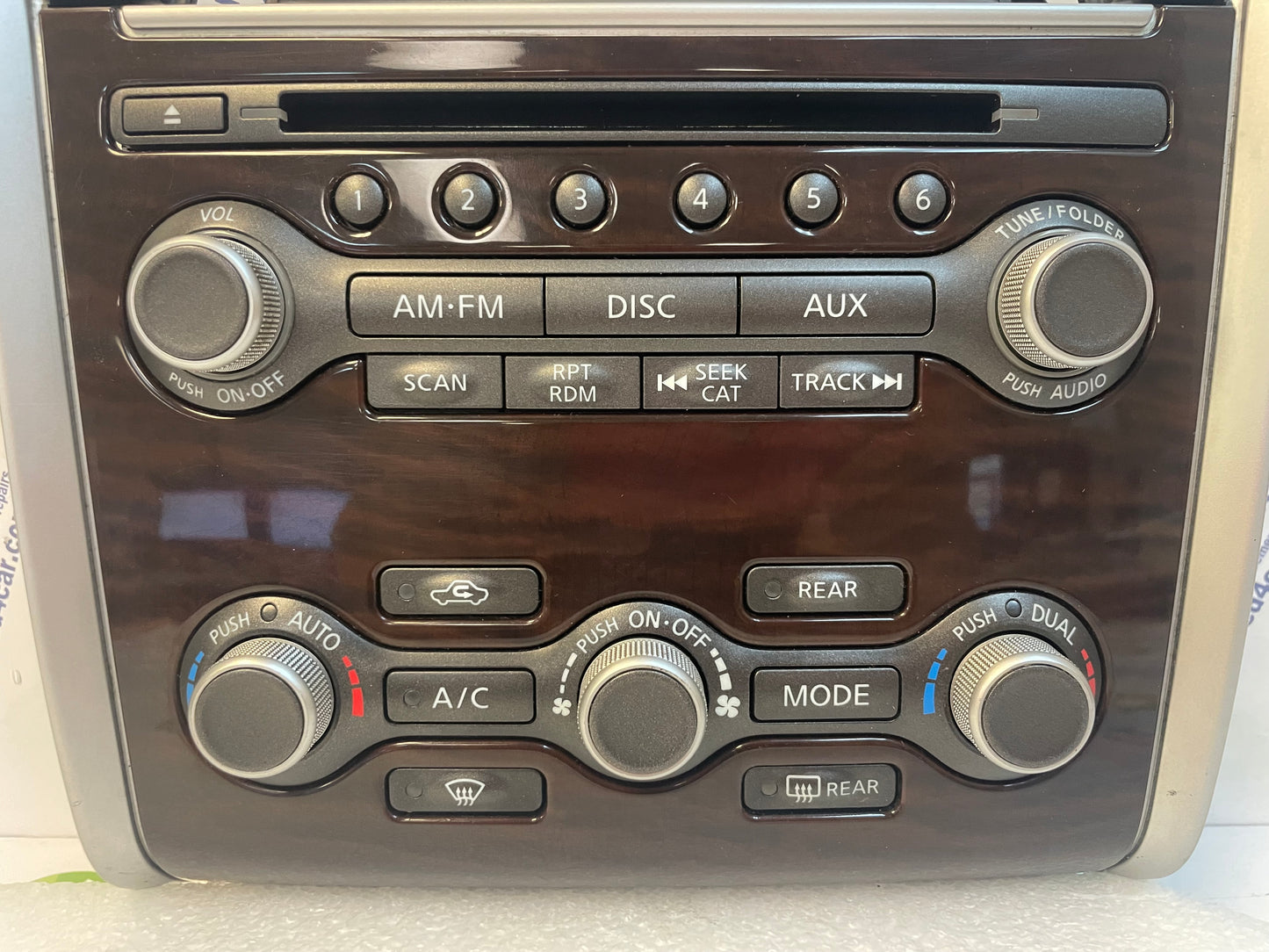 2013 - 2016 Nissan Pathfinder OEM AC Climate Control Radio CD Player Lower Control Panel