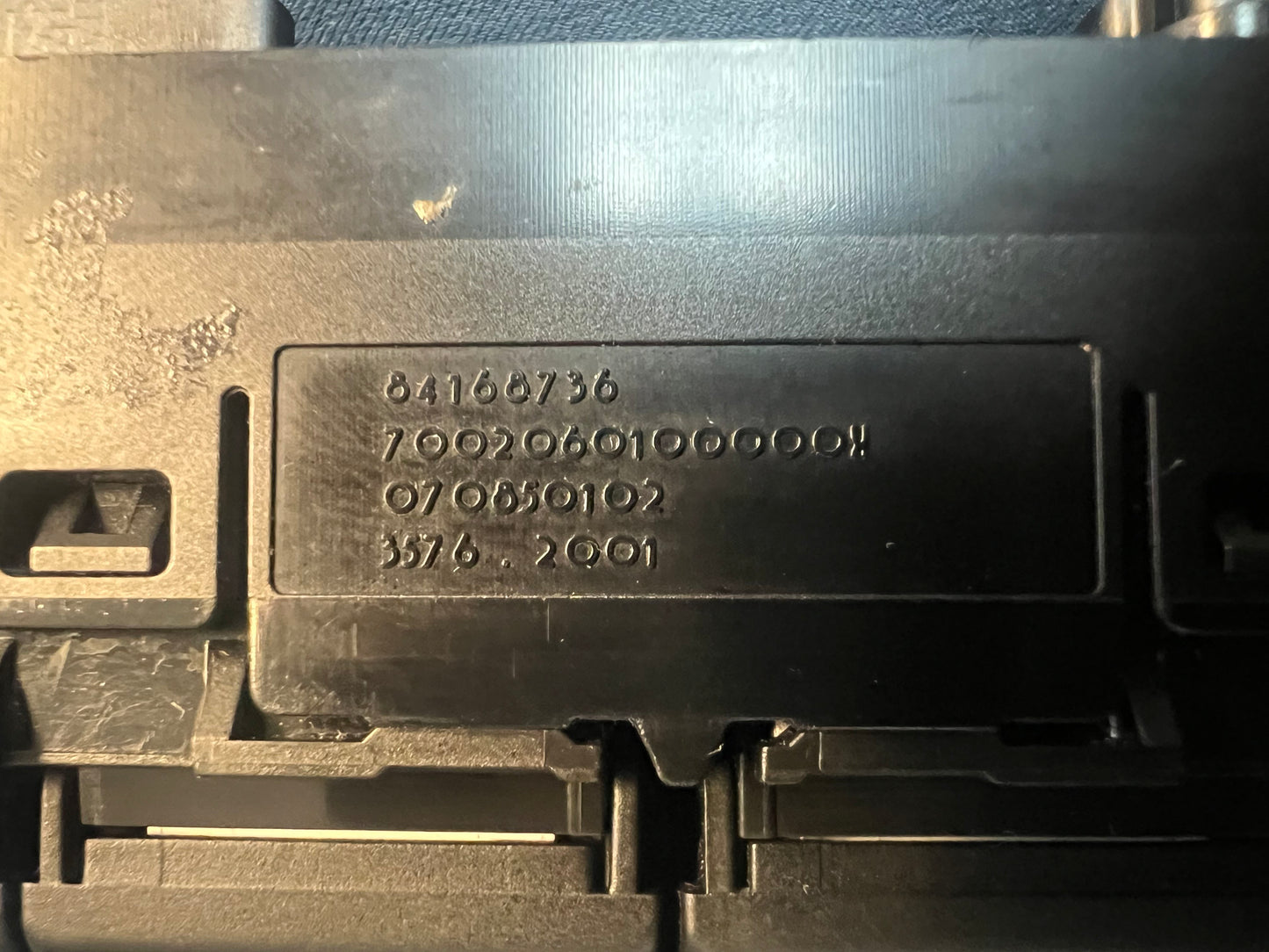 2019 - 2024 GMC Chevrolet Silverado Sierra OEM Hazards Tailgate Release Traction Control AC/DC Switch