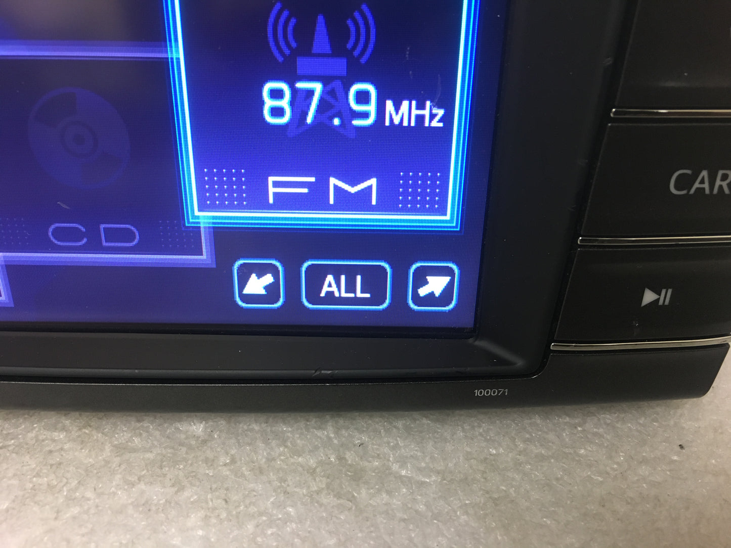 2013 - 2016 Toyota Rav4 Rav-4 CD Player BLUETOOTH Radio Display Screen 100067 BLEMISHED