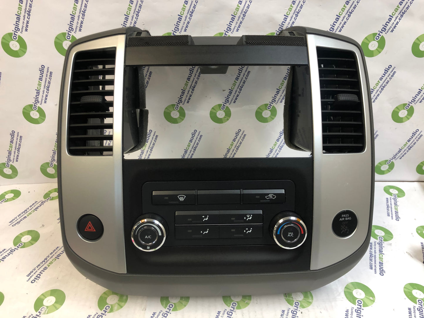 2014 - 2019 Nissan Frontier OEM Temp AC Heater Climate Control Only
