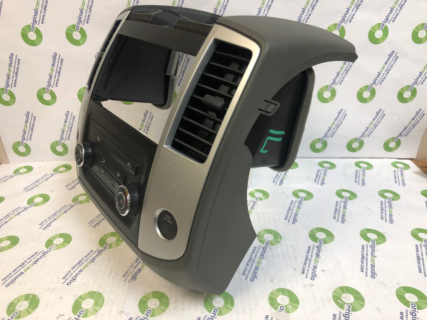 2014 - 2019 Nissan Frontier OEM Temp AC Heater Climate Control Only