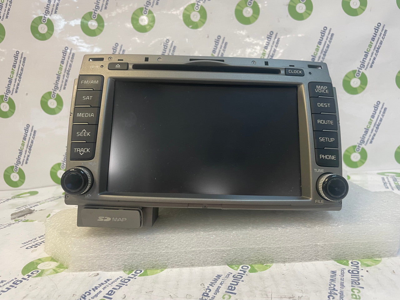 Reman 2015 Kia Sportage OEM Navigation AM FM Radio SD Card CD Player Receiver Grey