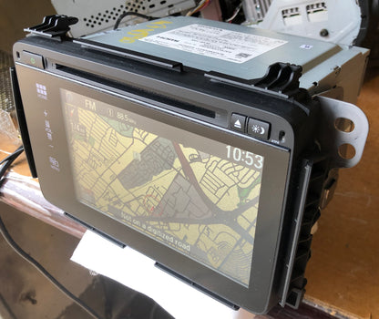 2016 - 2018 Honda HR-V OEM Touch Screen Navigation Radio CD Player Receiver 3TP5