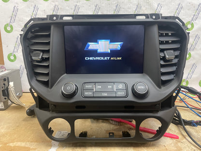 2017 - 2019 GMC Acadia OEM Radio Display Screen Control Panel