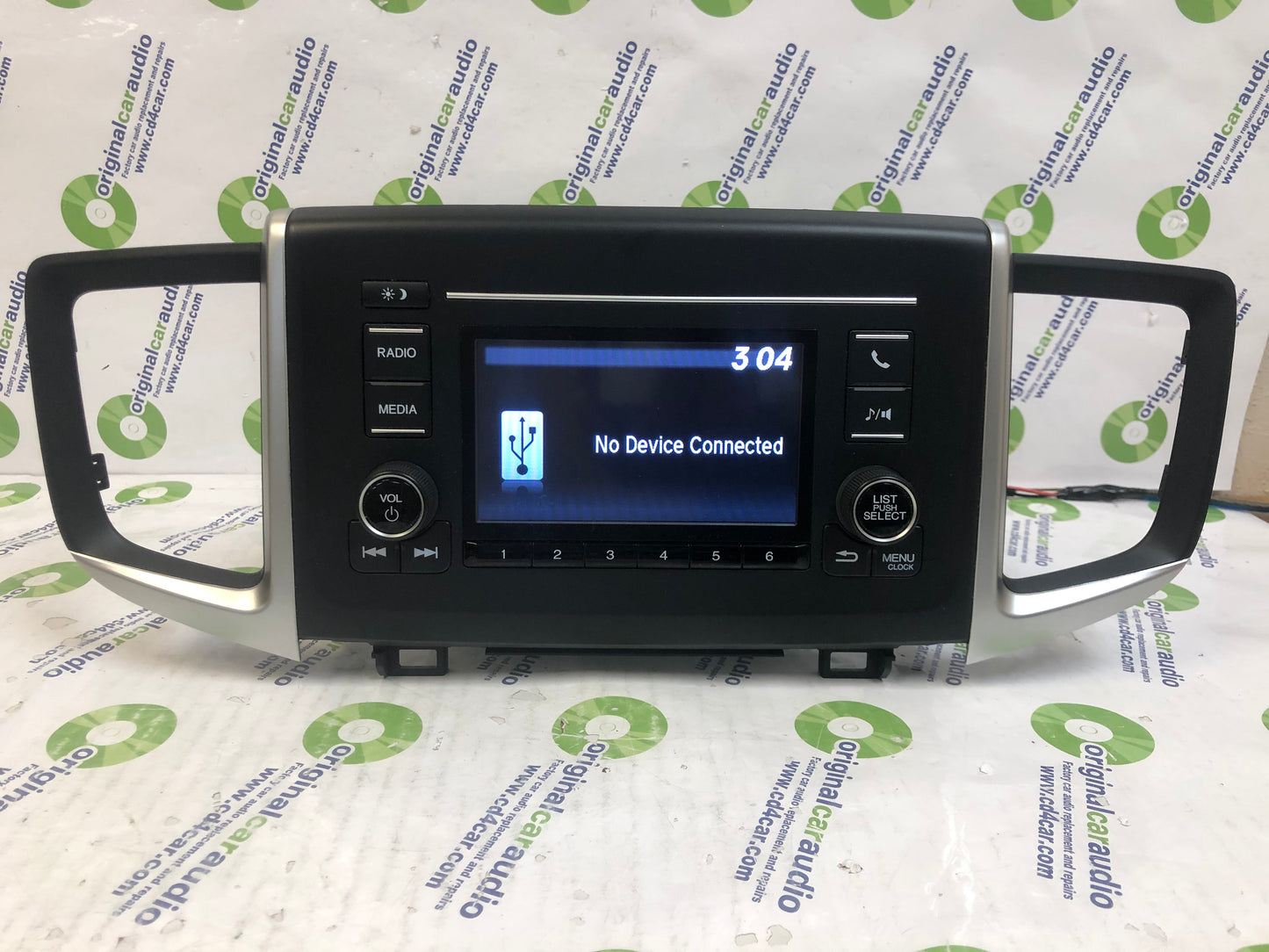 2016 - 2019 Honda Ridgeline OEM AM FM Radio Display Screen Media Receiver