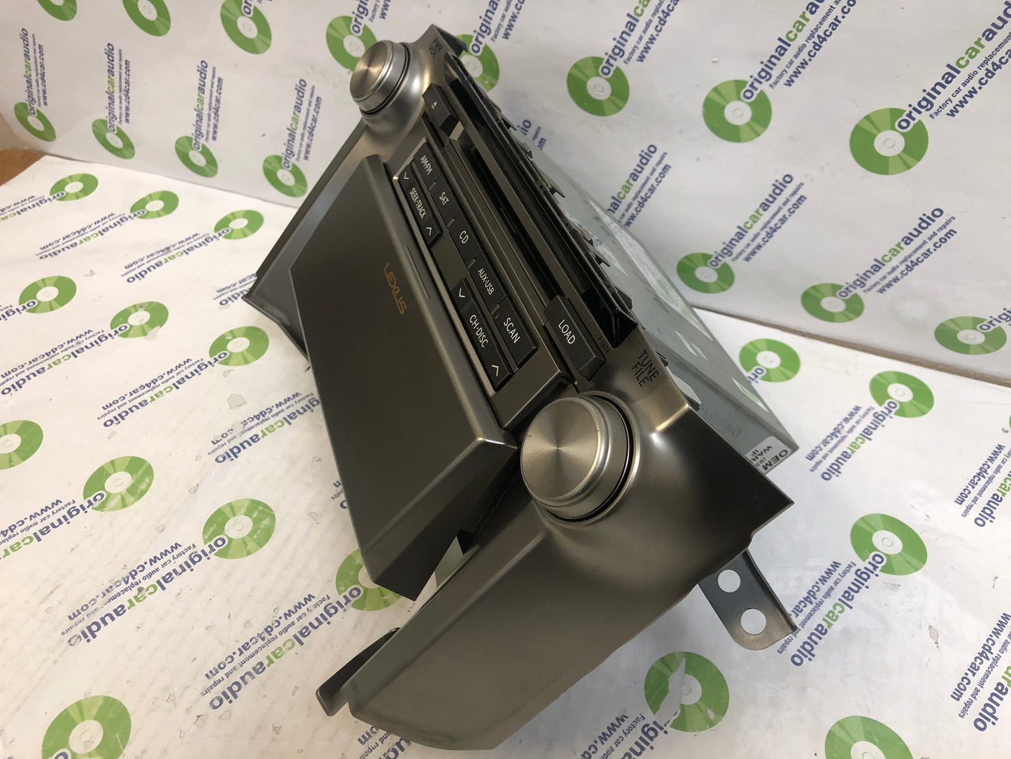 2010 - 2013 Lexus GX460 OEM AM FM CD HD SAT Radio Multi Media Receiver P1874