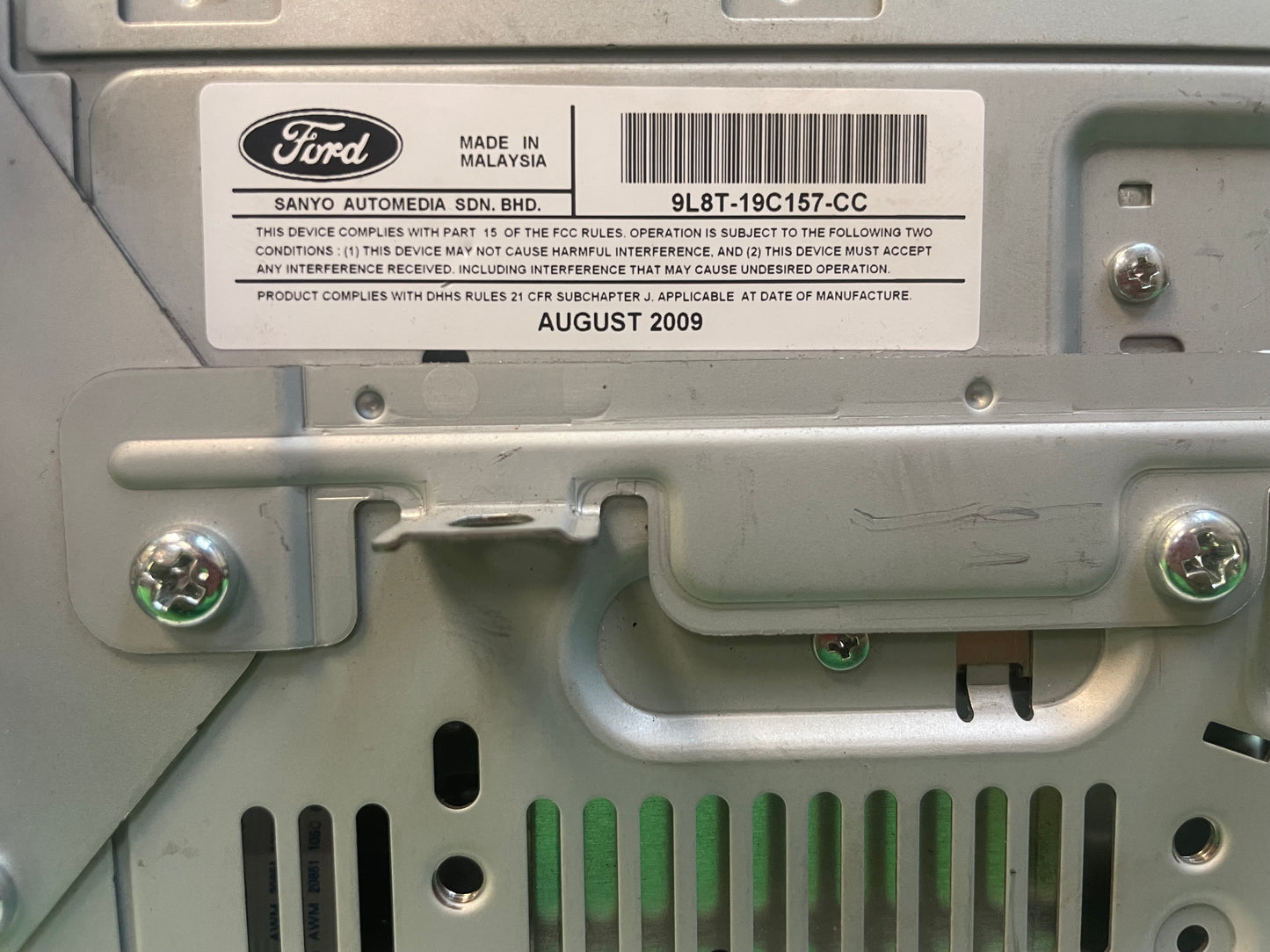 2010 FORD MERCURY OEM AM FM Radio MP3 CD Player Satellite BLOCK ONLY