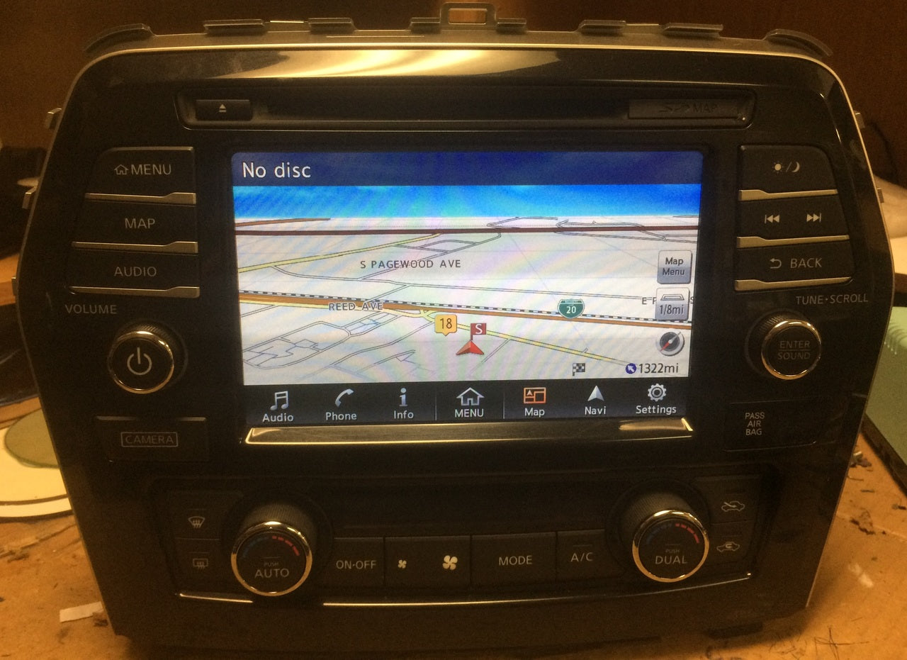 2016 - 2018 Nissan Maxima OEM Touch Screen Navigation AM FM XM Receiver w/ Climate Control CAR PLAY