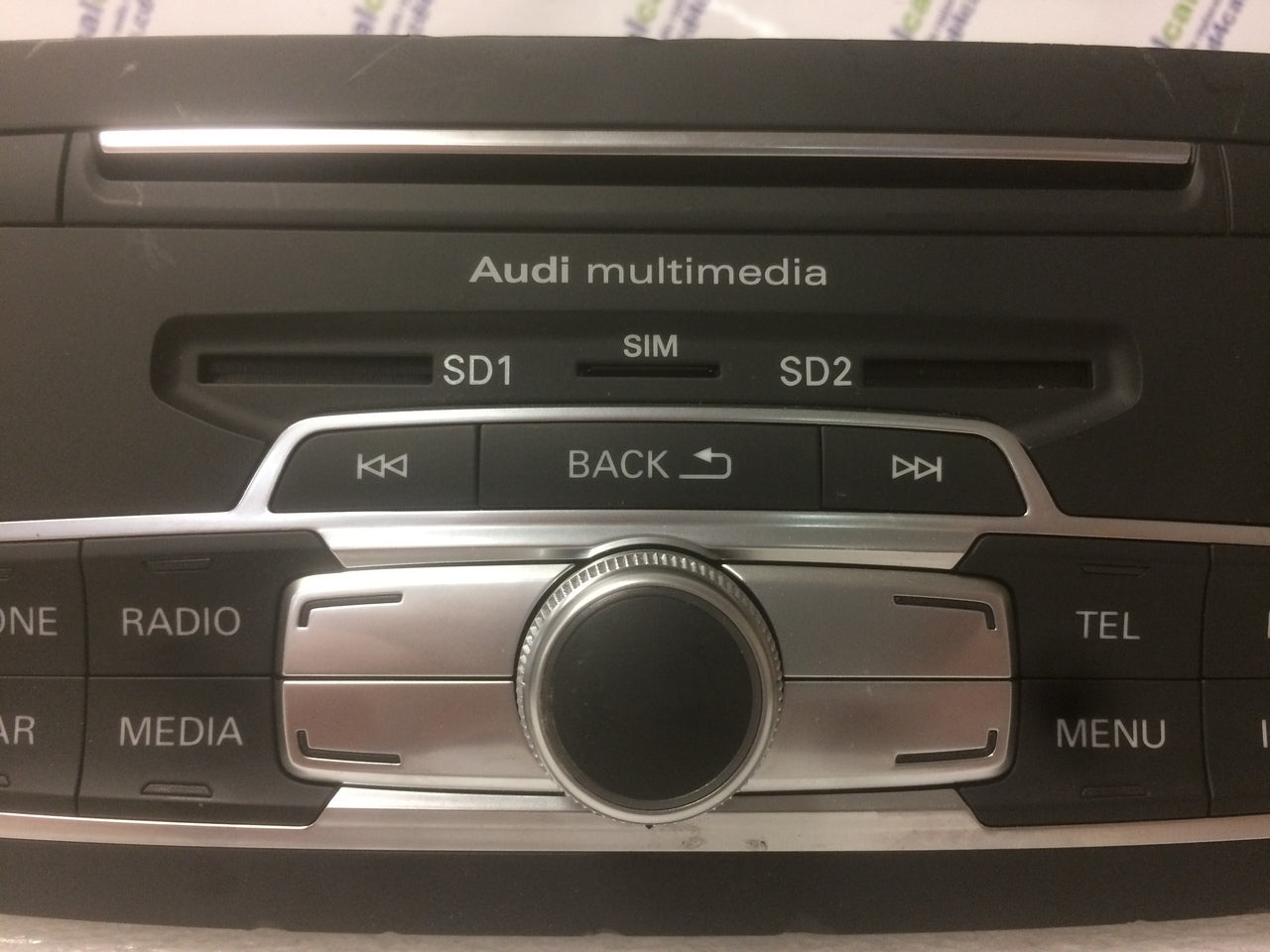 2015 - 2016 Audi Q3 Quattro OEM Navigation Multimedia AM FM Radio SD Sim Card CD Player