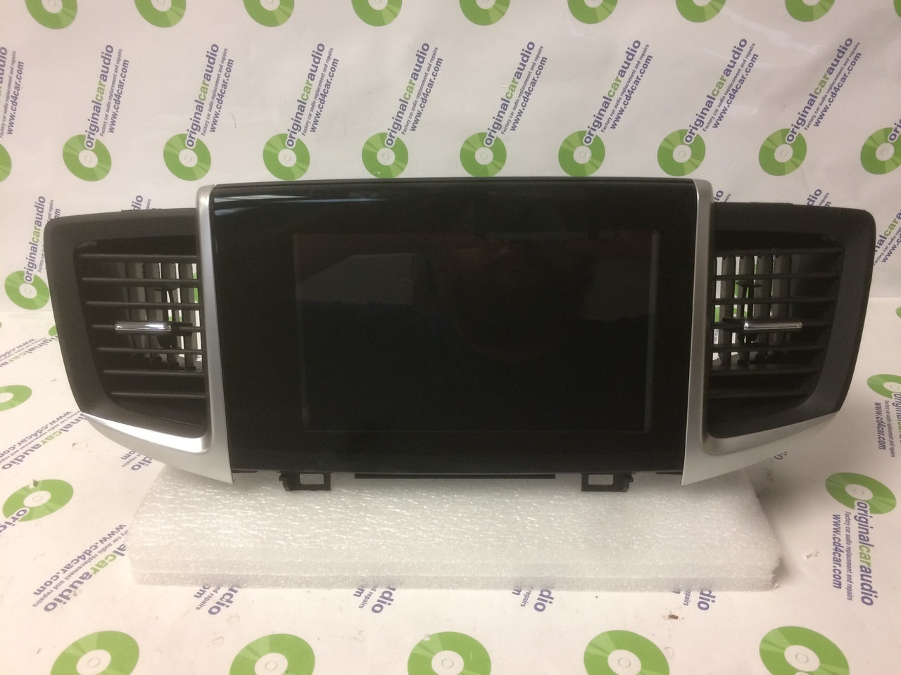 2016 - 2018 Honda Pilot OEM Touch Screen Multimedia AM FM Radio Receiver