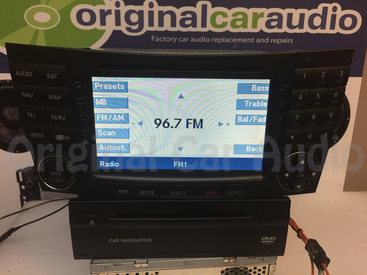 2005 - 2008 Mercedes Benz E-Class OEM Navigation Display SAT AM FM Radio CD Player Receiver