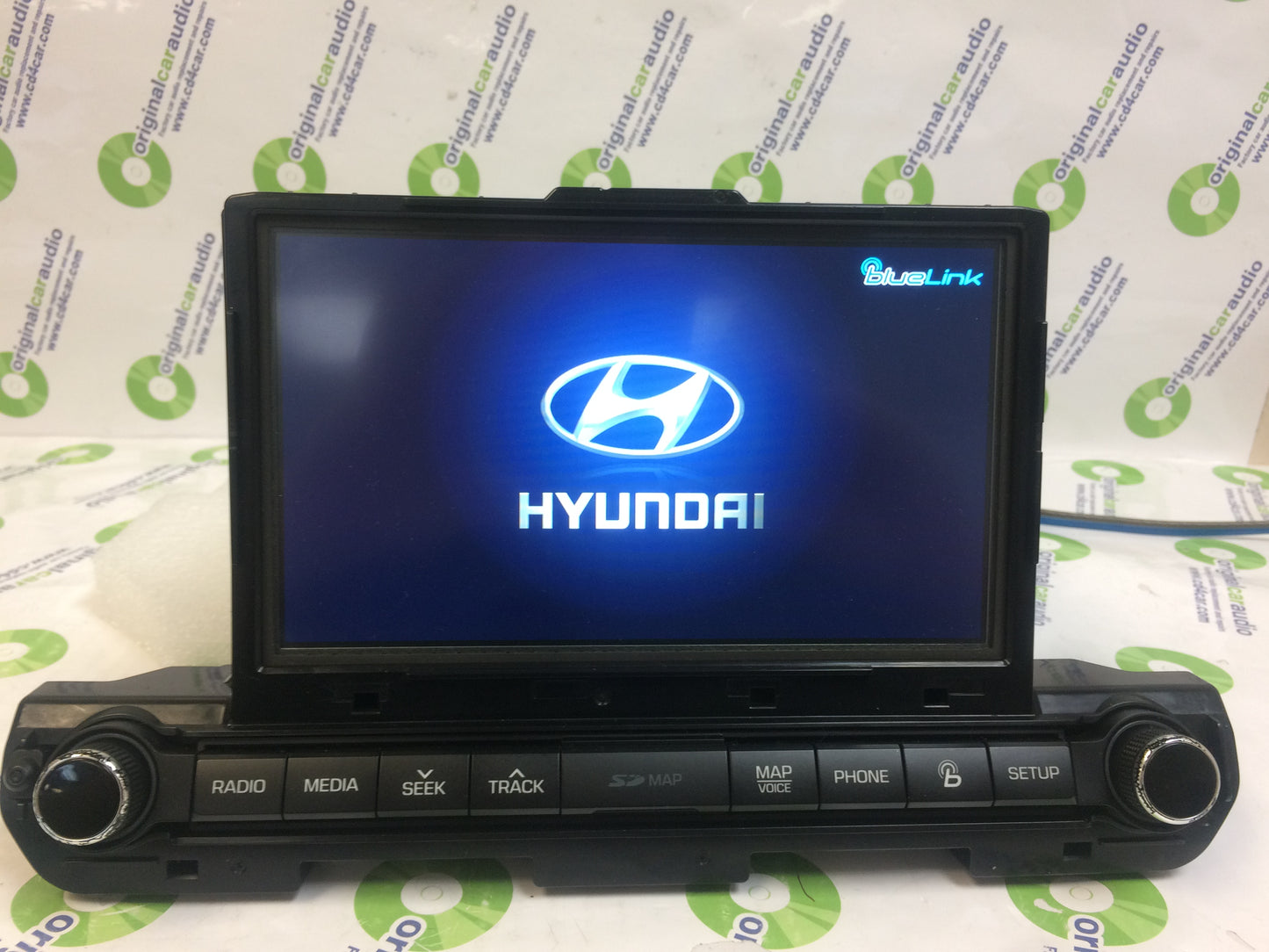 2016 - 2018 Hyundai Elantra OEM Navigation AM FM SAT Bluetooth Touch Screen Display