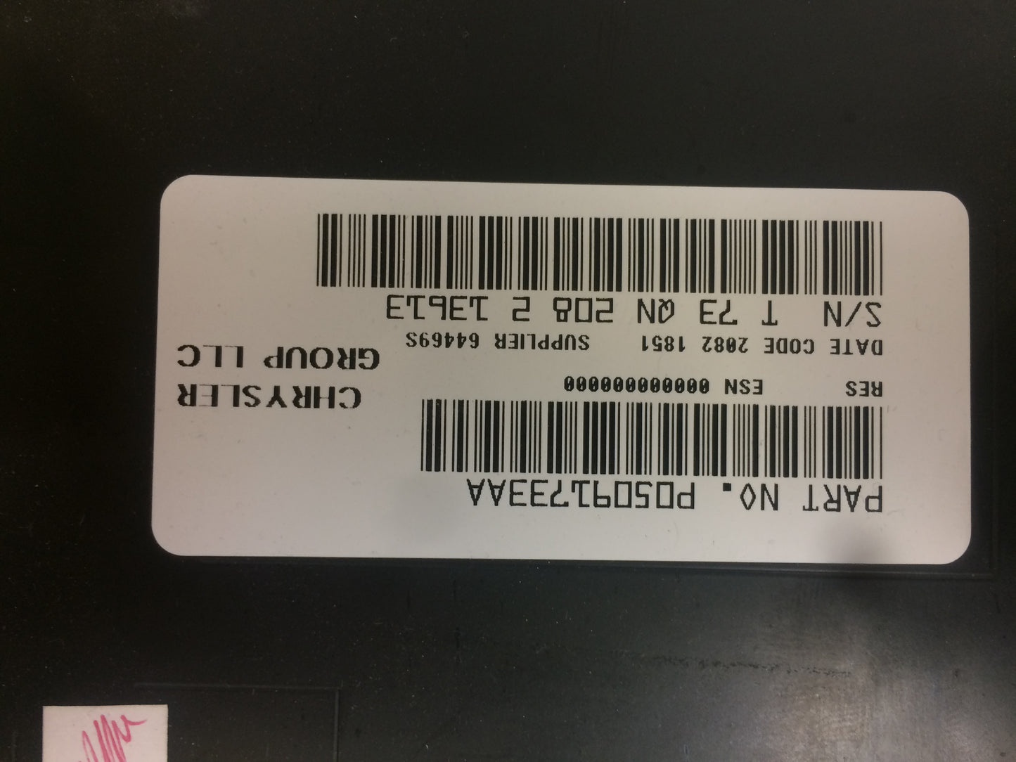2007 - 2013 Dodge Jeep Grand Cherokee Durango OEM Single CD AM FM RES Radio Receiver