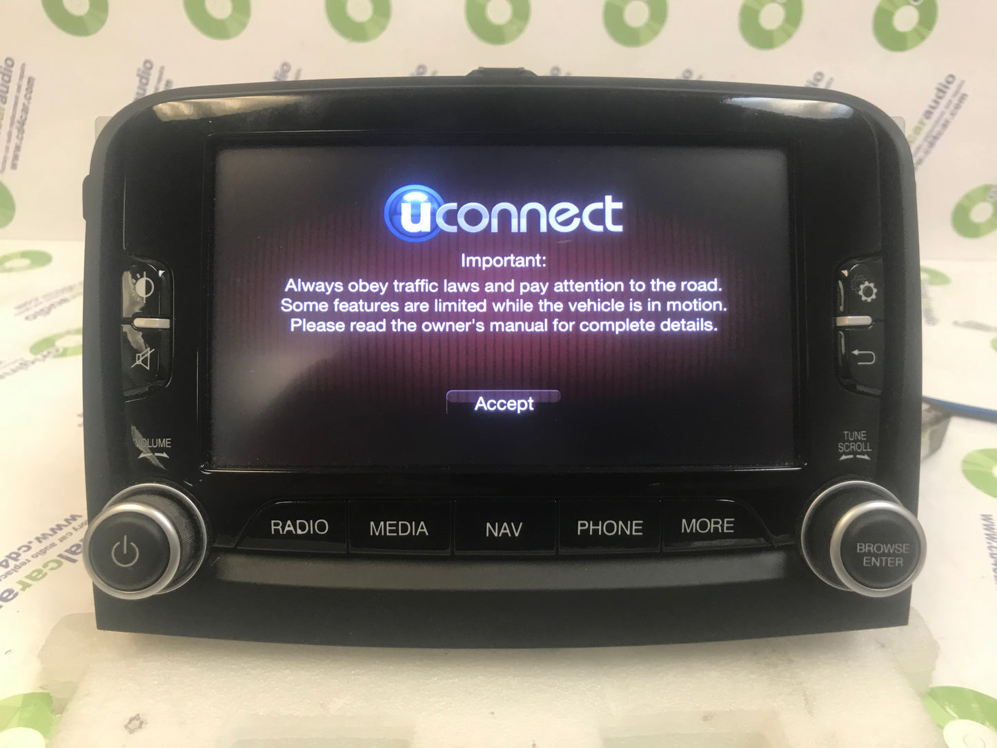2014 - 2016 Fiat 500 OEM Navigation AM XM FM Radio Media Player VP3 330 NA