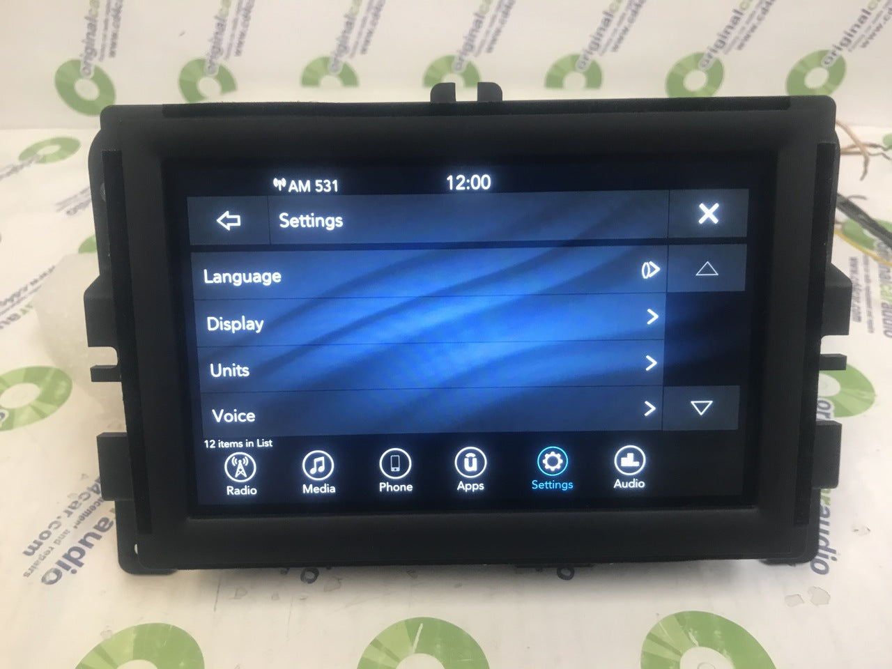 BLEMISHED 2019 - 2020 Chrysler Pacifica Voyager OEM AM FM XM Radio Display Screen VP2_7 RU NA