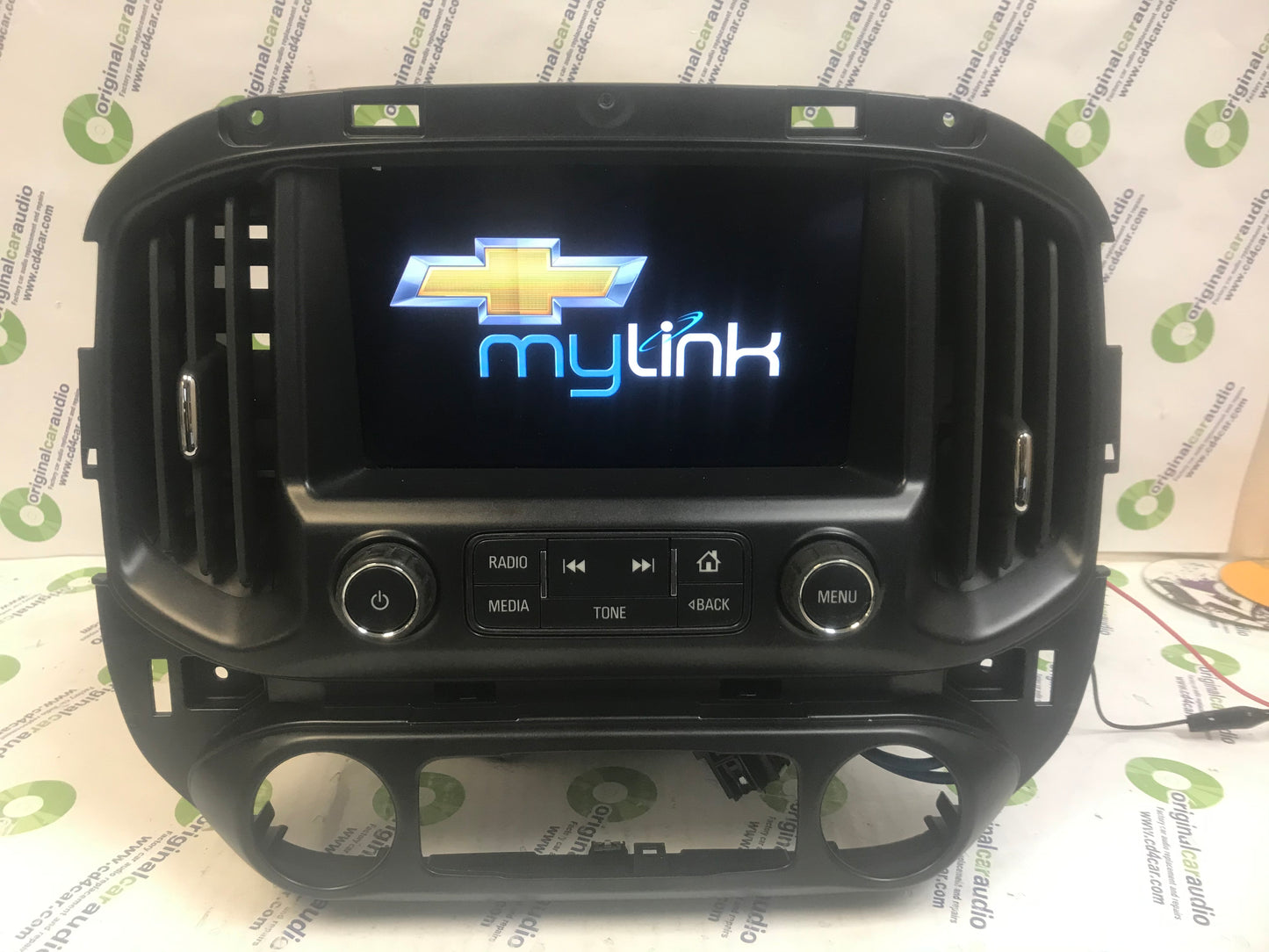 2017 - 2018 Chevy Colorado OEM Touch Screen Radio Navigation Display