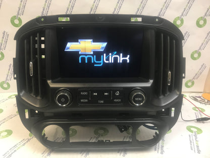 2017 - 2018 Chevy Colorado OEM Touch Screen Radio Navigation Display
