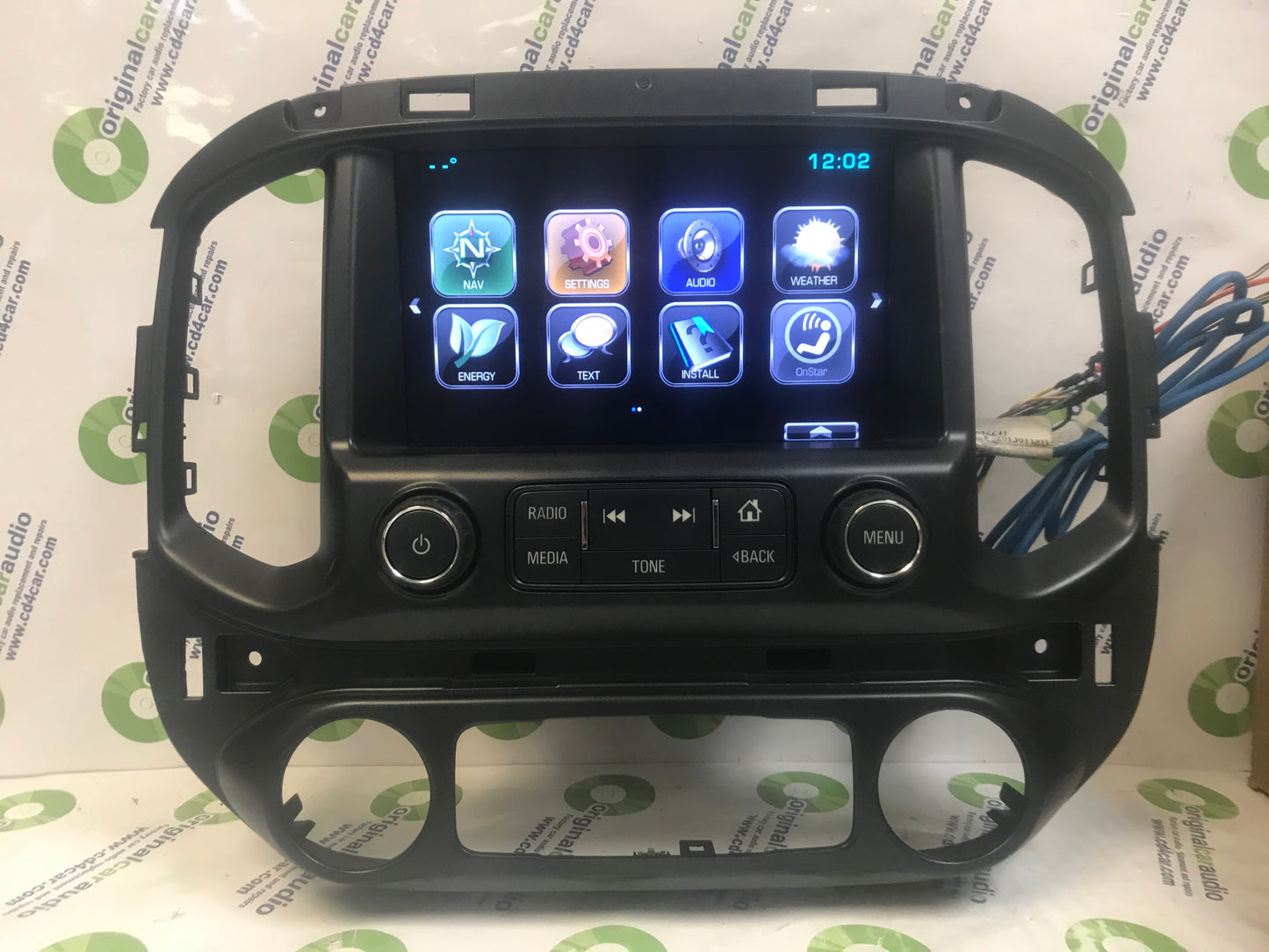 2017 - 2018 Chevy Colorado OEM Touch Screen Radio Navigation Display w/o Vents