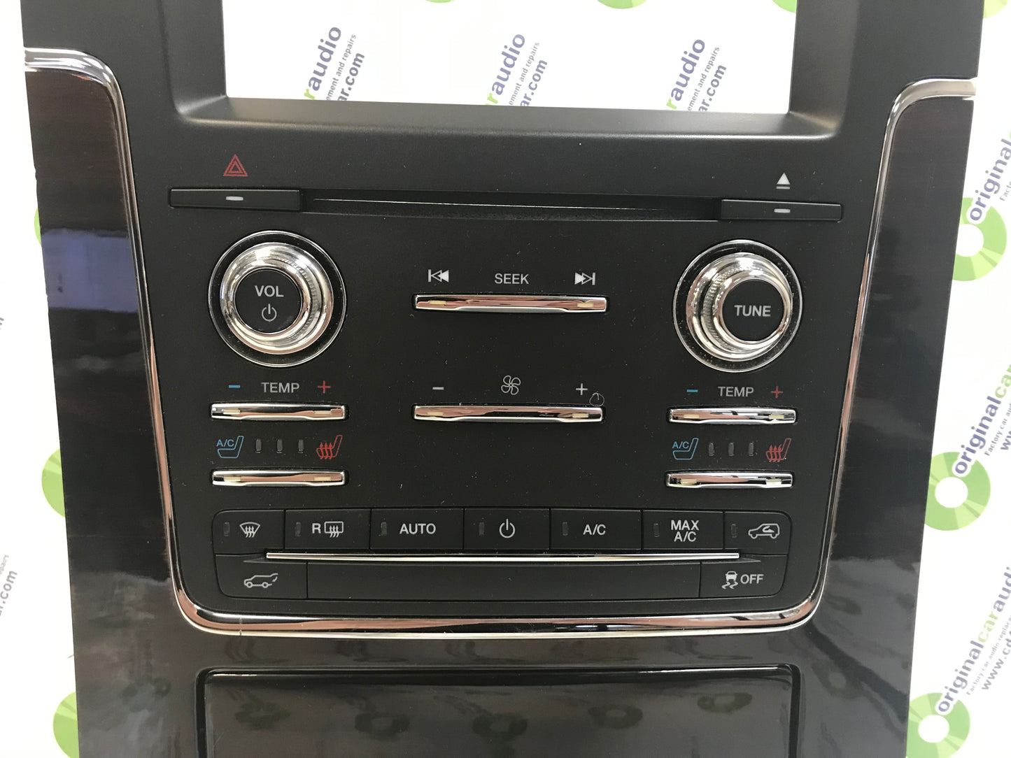 2015 - 2017 Lincoln Navigator OEM 2x4 Radio CD Player A/C Climate Control Panel Bezel Only