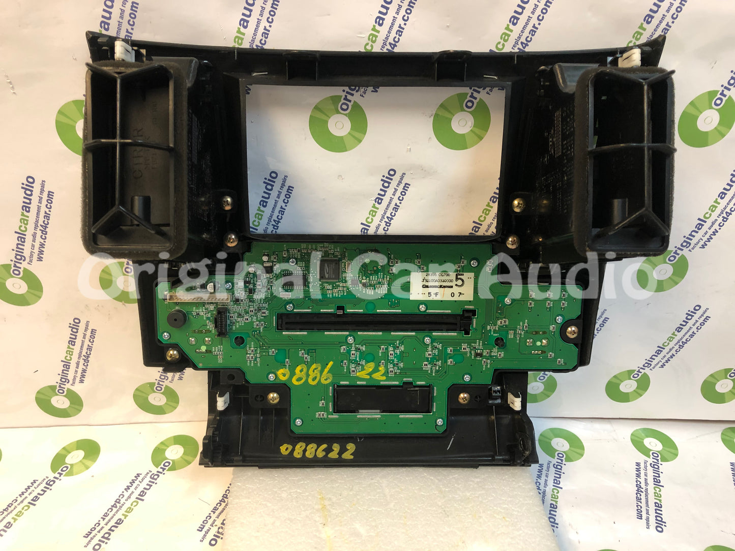 2003 - 2006 Infiniti FX35 FX45 OEM Radio Climate Control Panel Bezel ONLY
