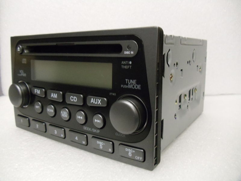 2003 - 2006 Honda Element Radio CD Player IPOD AUX 2TW2, 2TW0