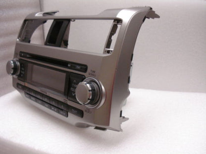 2010 - 2011 Toyota 4Runner Radio SAT Bluetooth MP3 6 Disc CD Changer 86120-3540 2010-2011